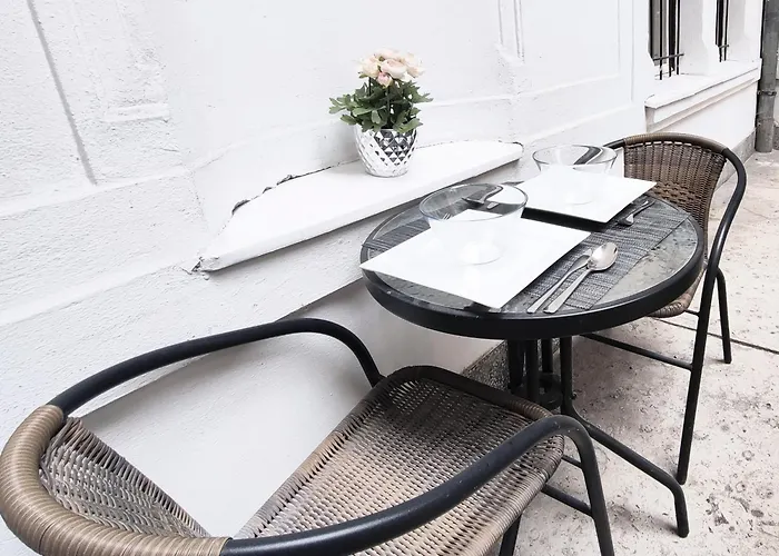 Isabella Apartment, 80m2 With Ac * Budapest