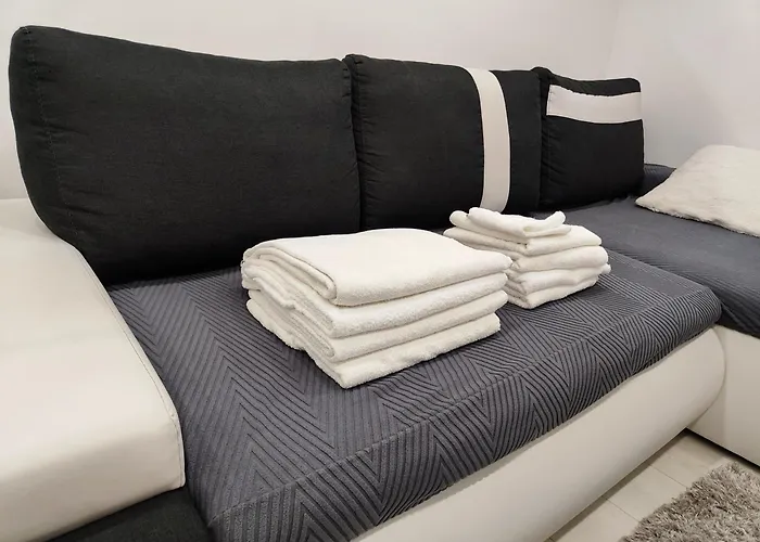 Apartman Isabella Apartment, 80m2 With Ac